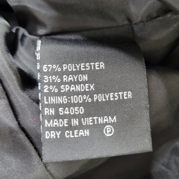 Kasper Blazer Women Size 8P Black Long Sleeve Pockets 4 Button Textured Lined - Picture 7 of 11